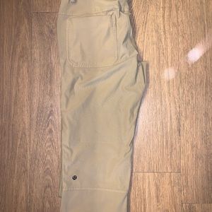 Men’s Lululemon ABC Classic Fit 34”